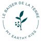 Earthy Kiss's logo