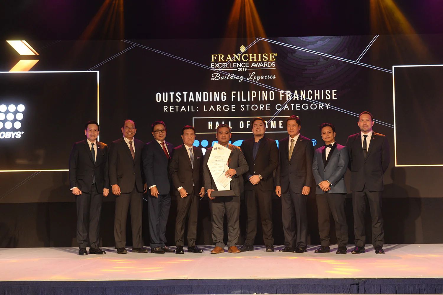 Outstanding Filipino Franchise Award for Retail (Large Scale Category) 2019