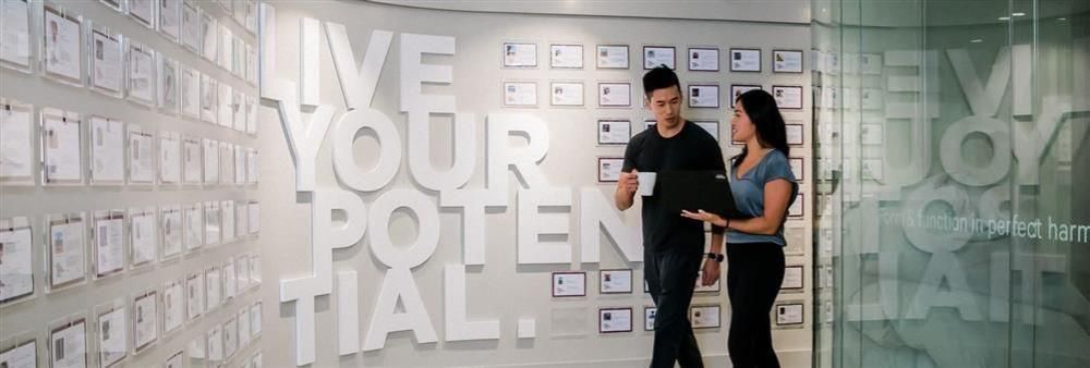 Lululemon (Thailand) Limited's banner